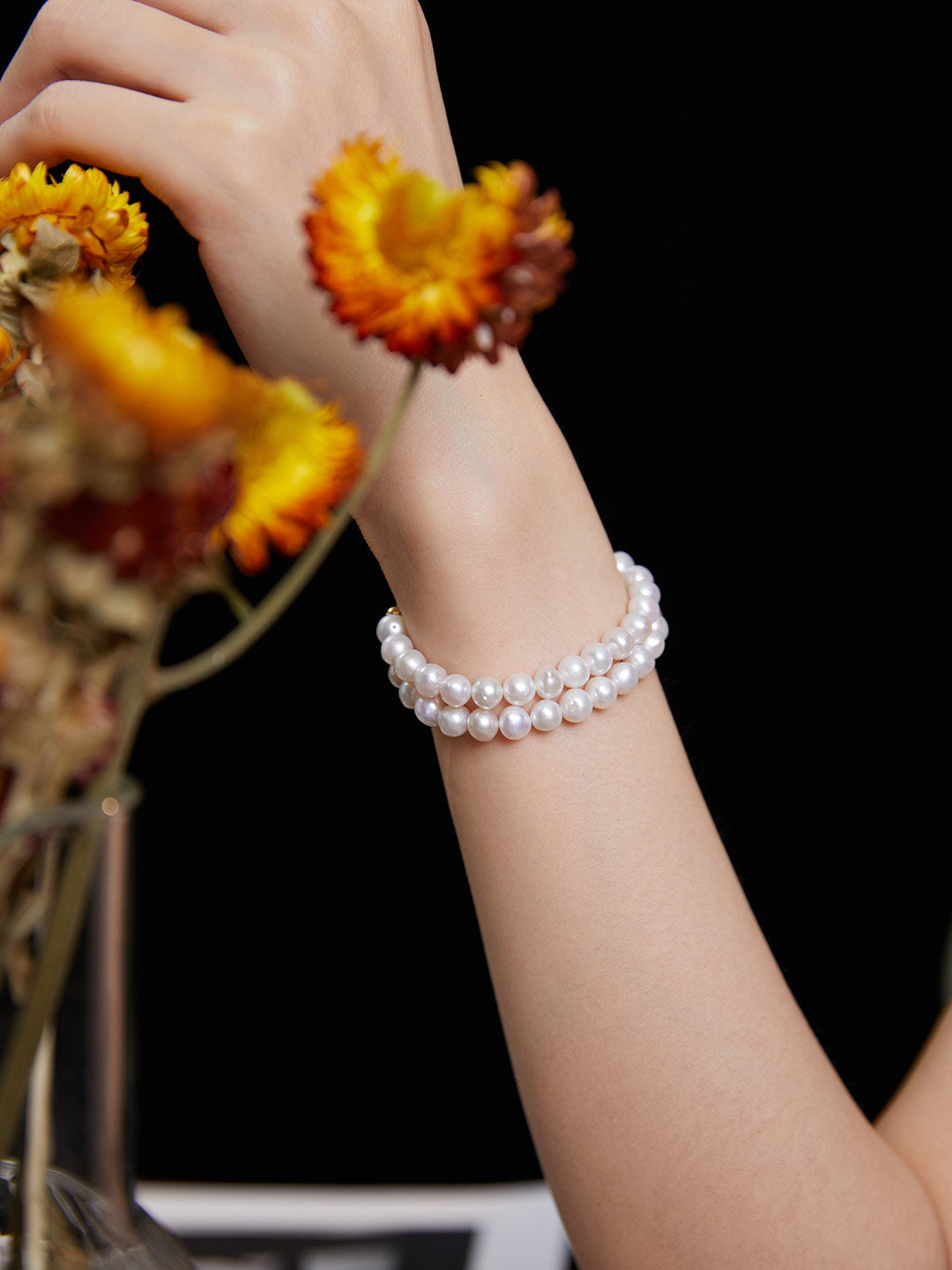 CLASSIC DOUBLE CHAIN PEARLS BRACELETS